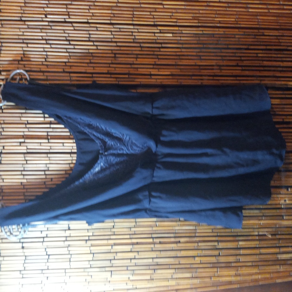 Irene's story sleeveless blouse